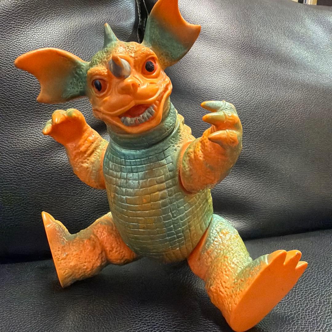 ウルトラマン 怪獣フィギュア バラゴン
