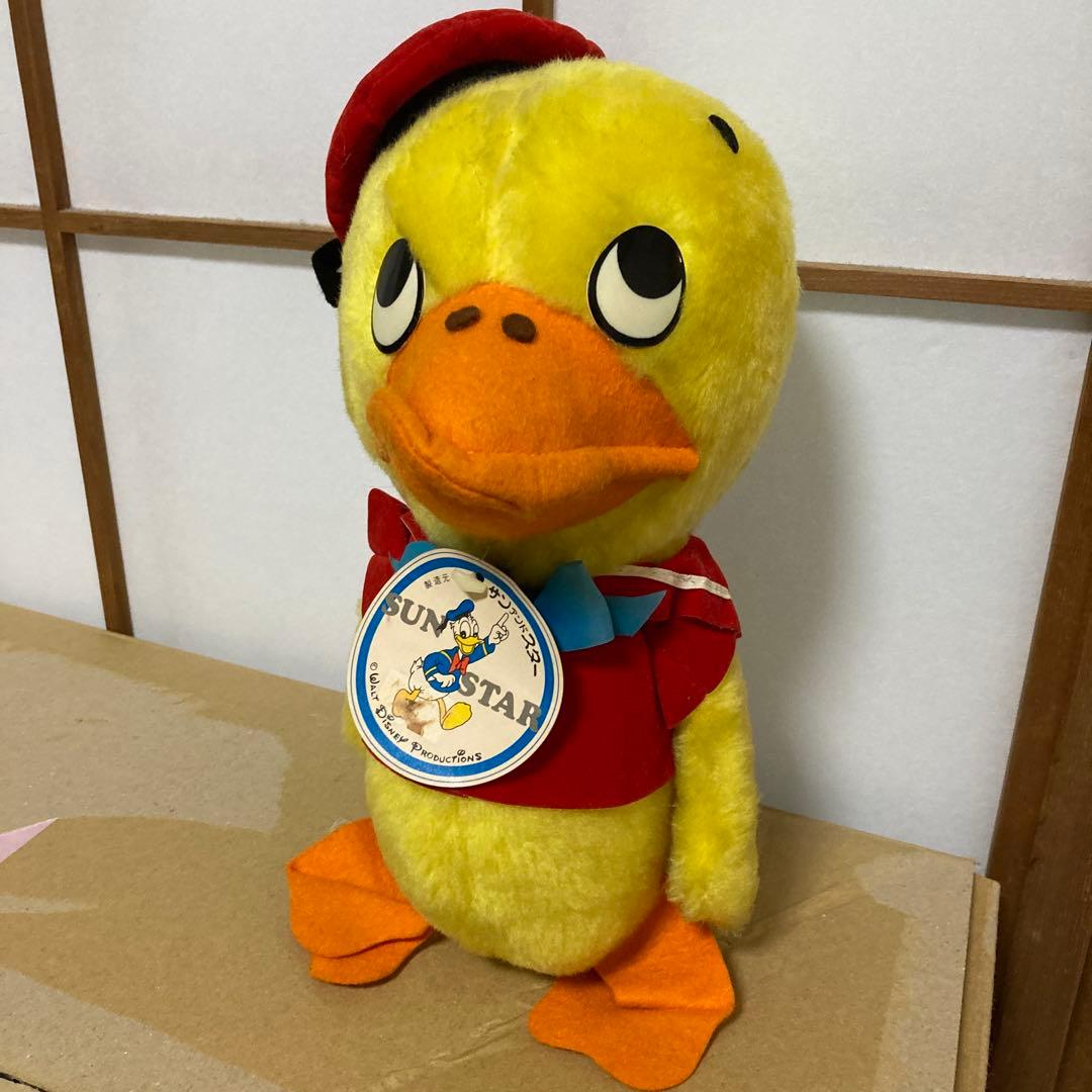 黄色いドナルドダック　ぬいぐるみ
