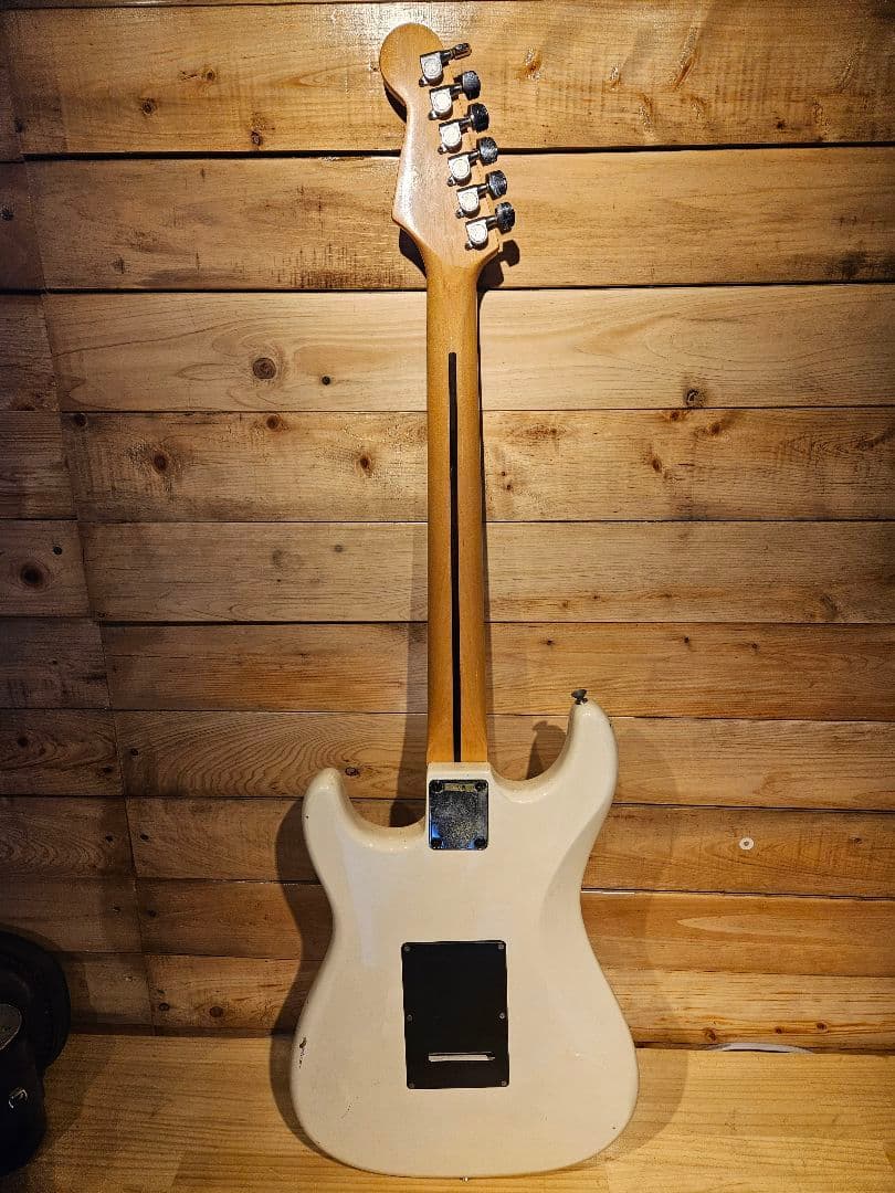 Samick ストラトキャスタータイプ エレキギター