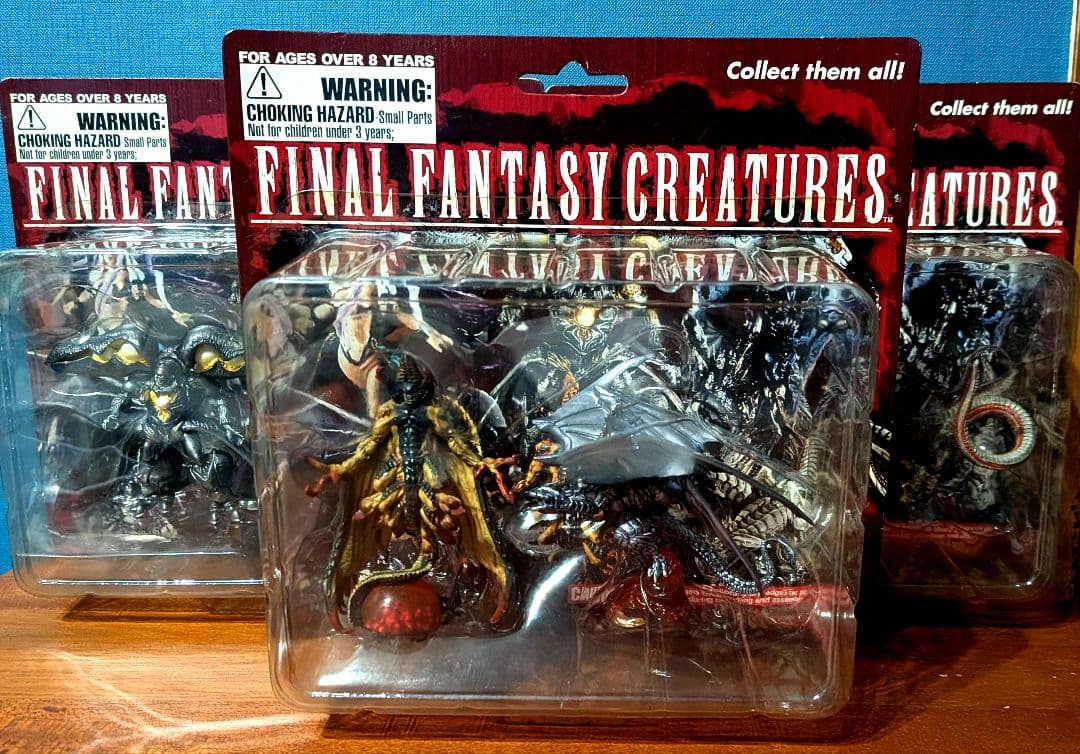 海外版？　ファイナルファンタジークリーチャーズ 2×3の6体セット