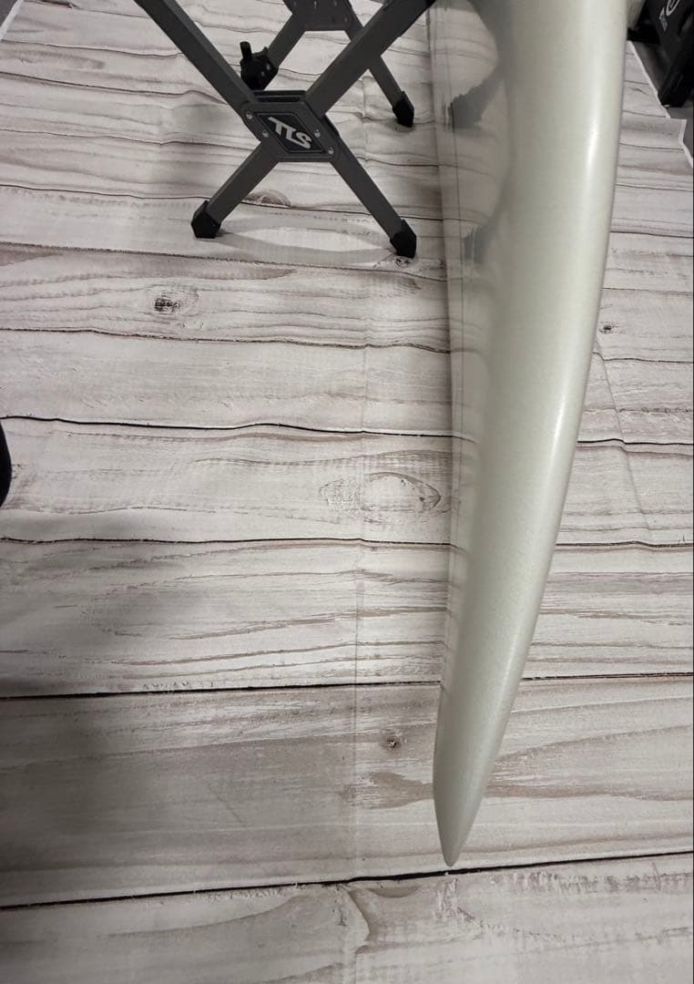【美品】　ALBUM SURFBOARDインサニティ　フィン付き