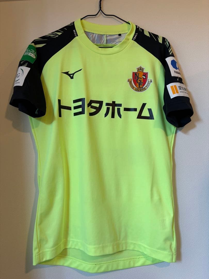名古屋グランパス　2022プラクティスシャツ（練習着）、Sサイズ　GKモデル