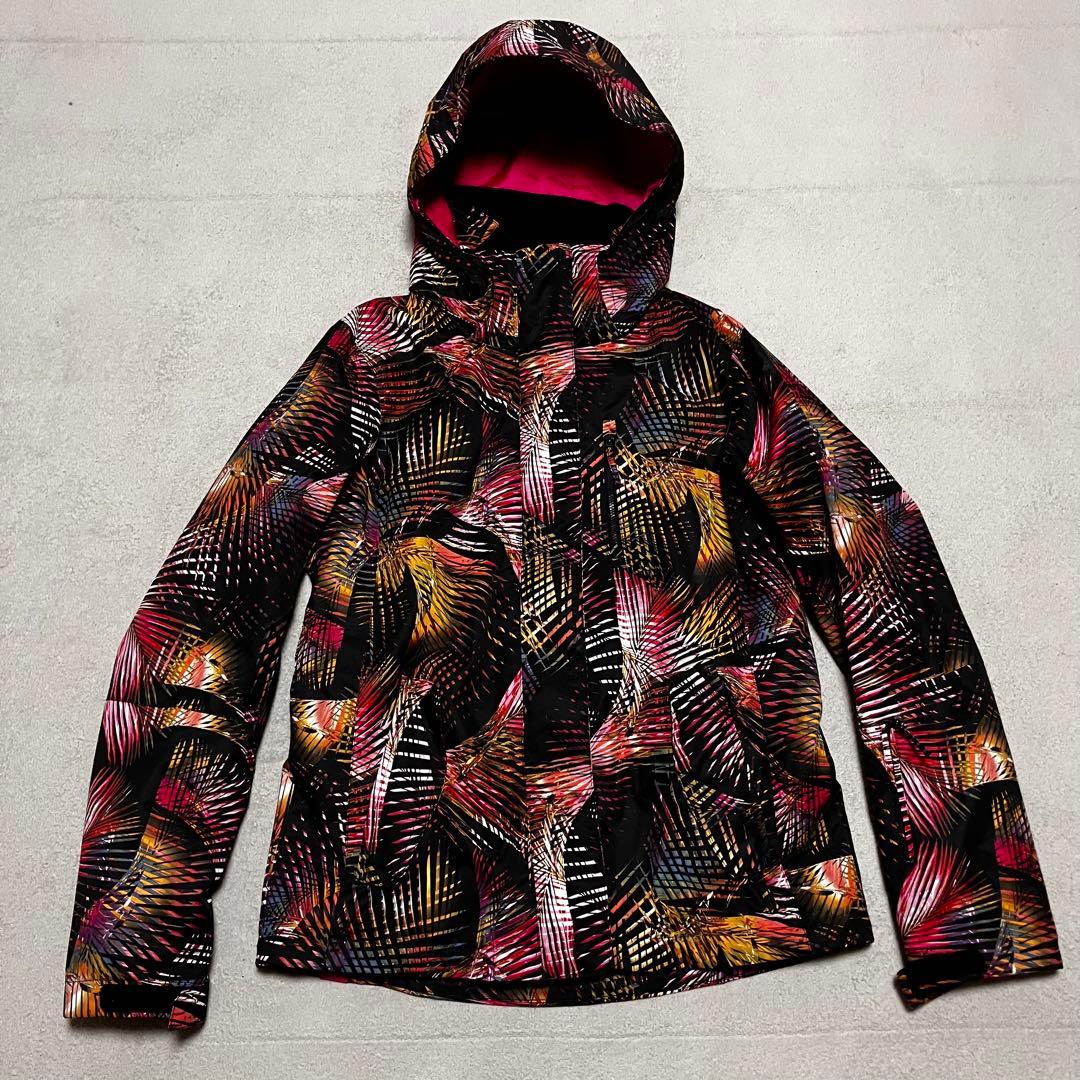 ROXY ロキシースノーボードウェア スノボジャケット　スノボウェア　レディース
