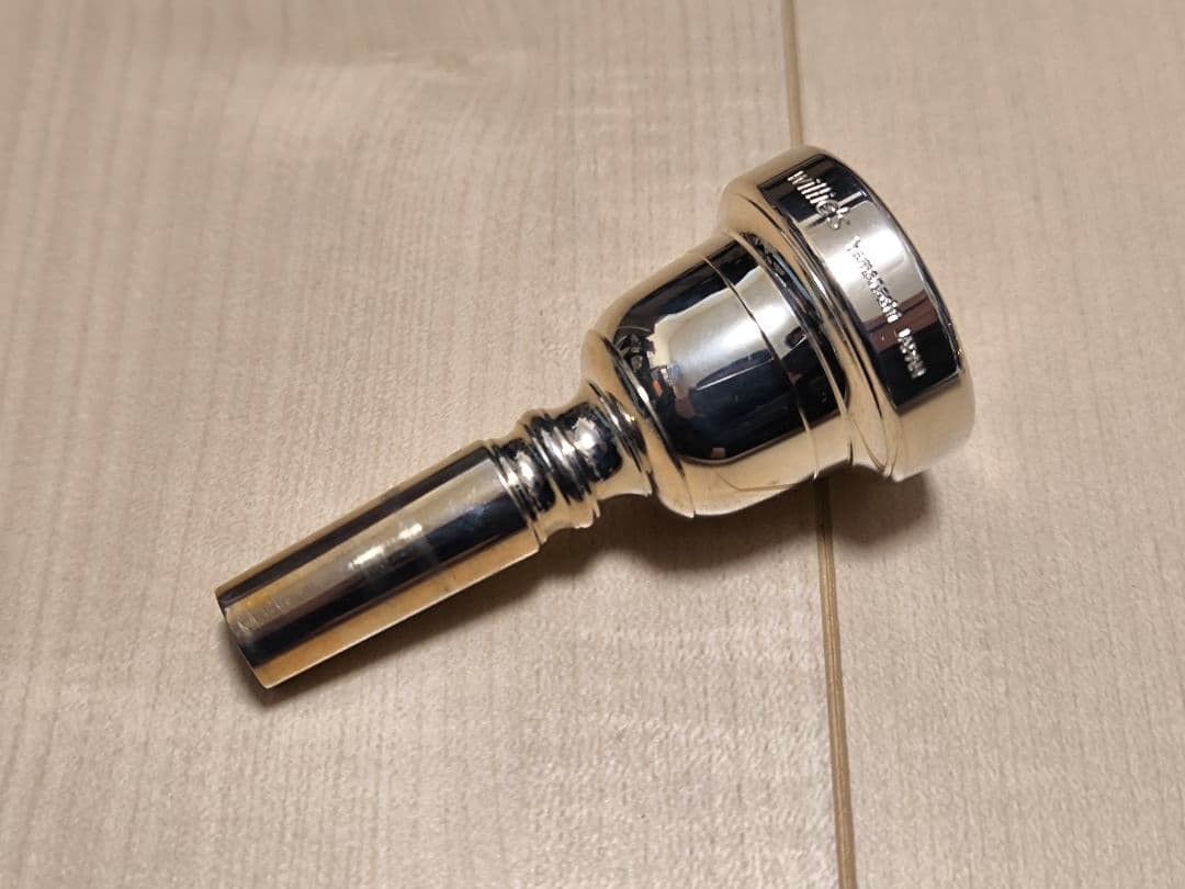 ウィリーズ アポロ APOLLO 595D J トロンボーンマウスピース 太管