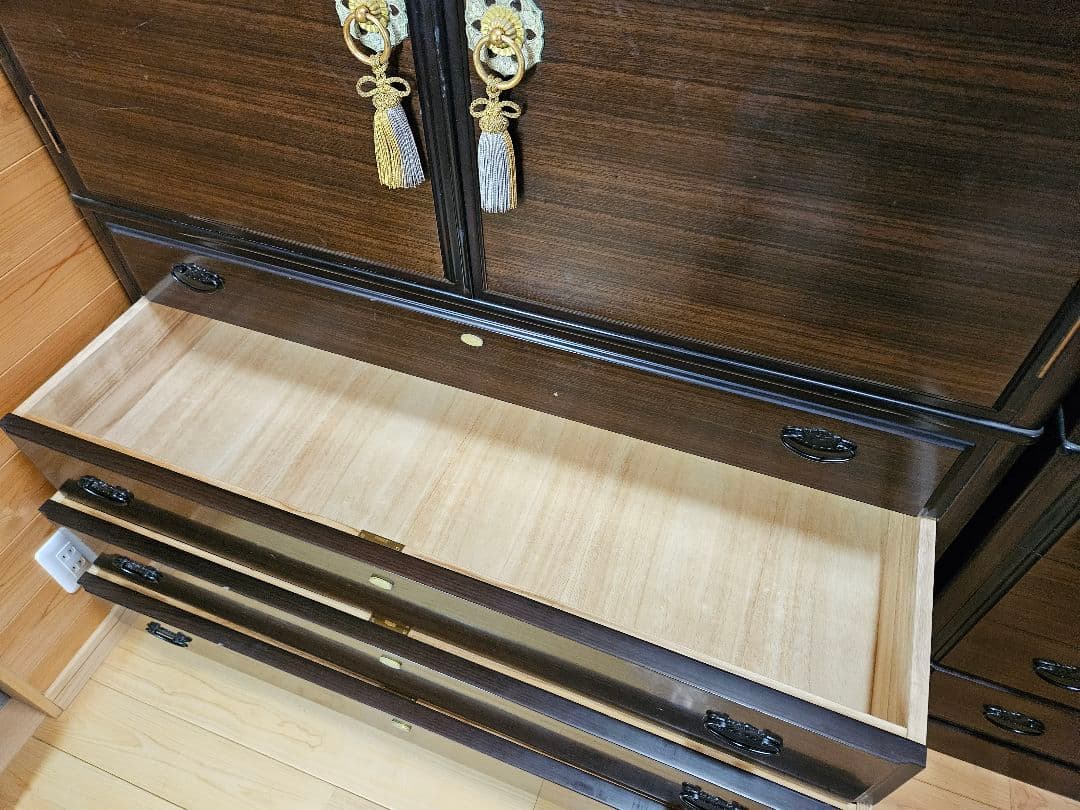 和箪笥　桐箪笥　年代物　アンティーク