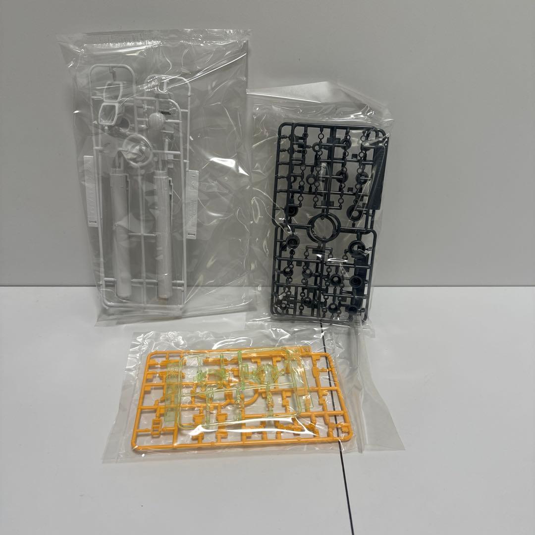 MG 1/100 MSN-06S シナンジュVer.Ka 未組み立て品