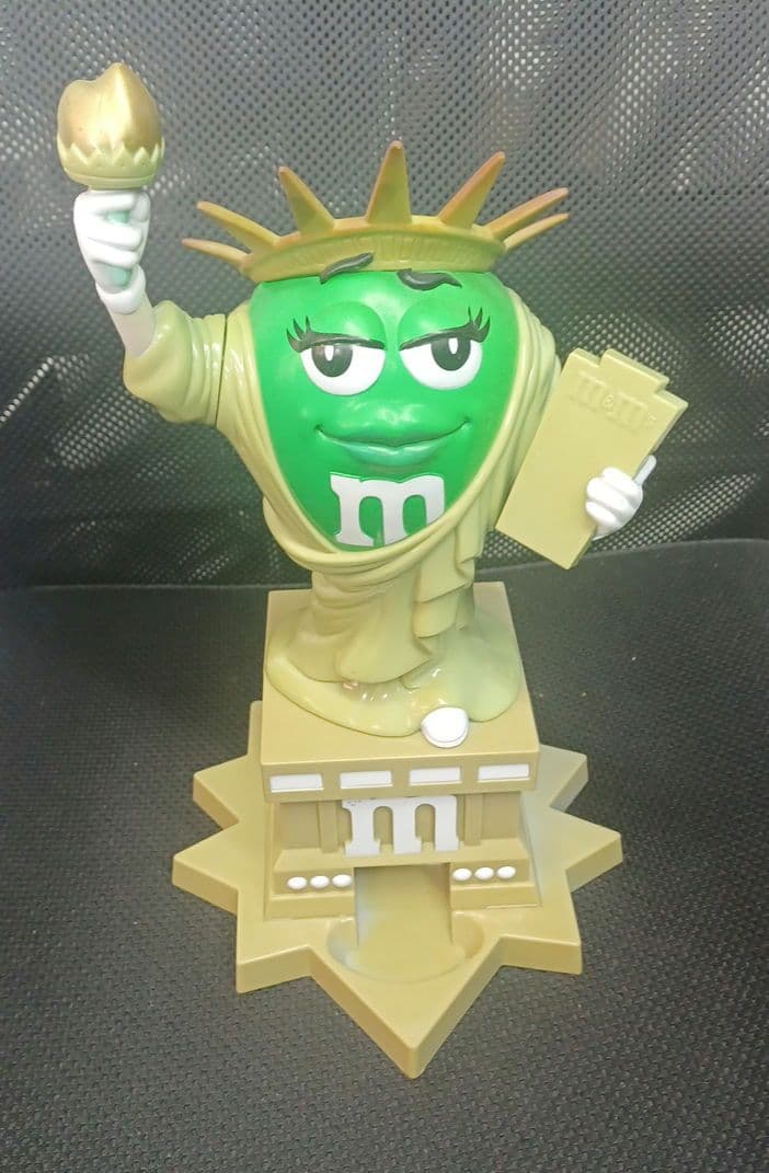 m&m's NY限定　自由の女神　チョコディスペンサー レア