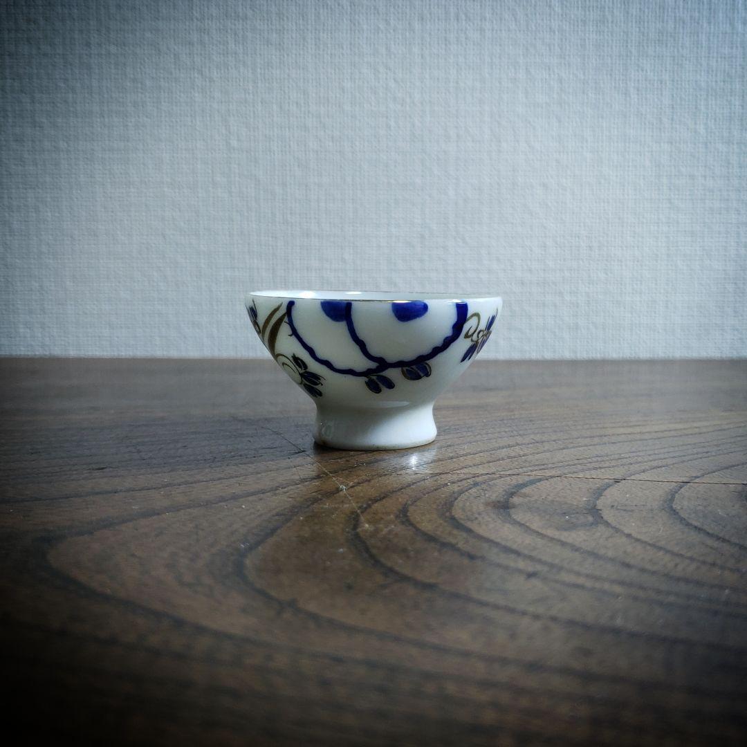 猪口　盃　記念杯　販促品　明治　大正　昭和　染付　草花文様