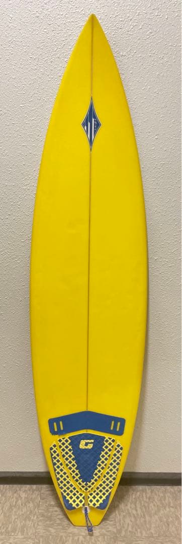 美品　サーフボード6‘5 フィン、コード付き