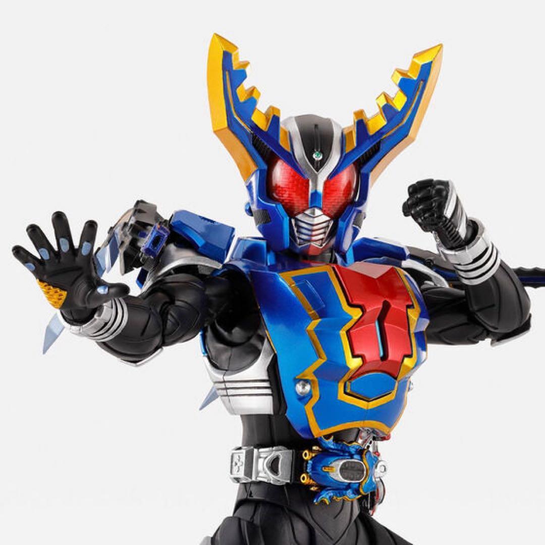 おまけ付S.H.Figuarts真骨彫製法仮面ライダーガタック ハイパーフォーム