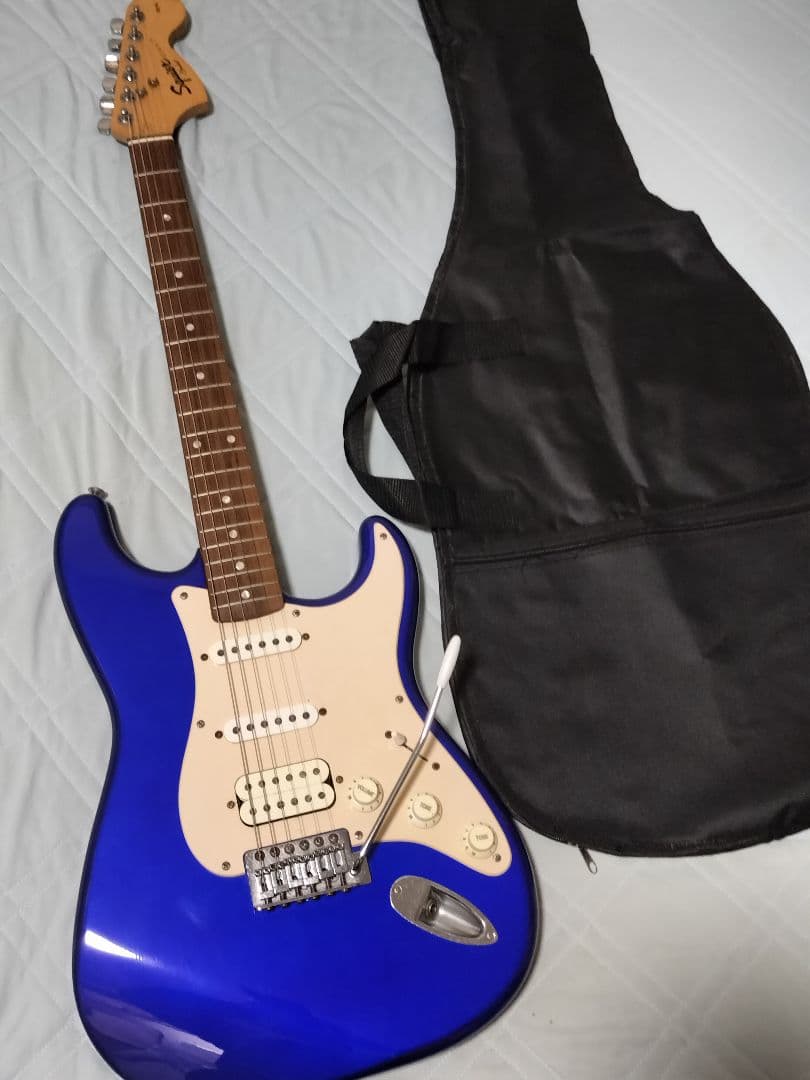 Squier スクワイヤー ストラトキャスター Affinity 青 ケース付