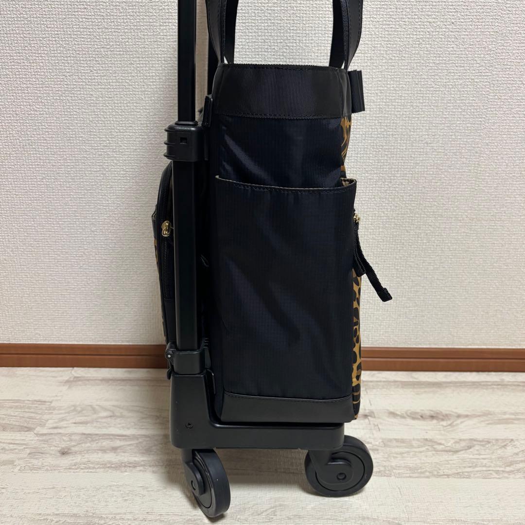 SWANY スワニー　キャリーバック　レオパード柄　ヒョウ柄