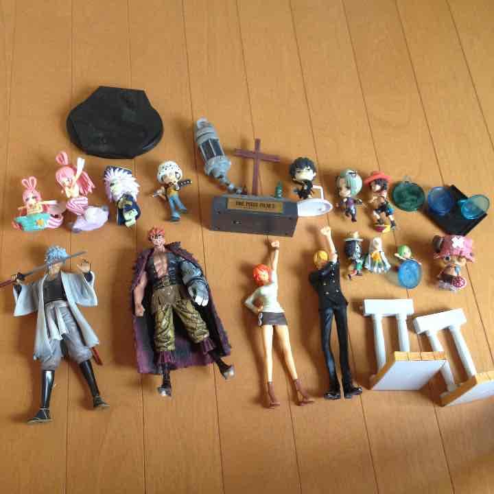 フィギュア  着払い2500円