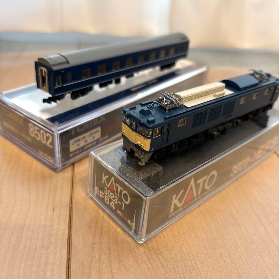 KATO 3023-1EF64 1000一般色　TOMIX 8502