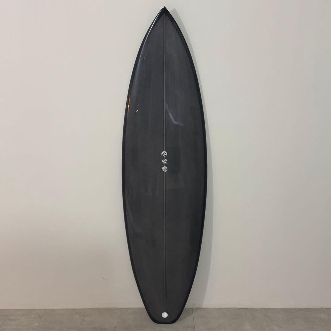 Maisonette Surfboards 5’10” パフォーマンストライ
