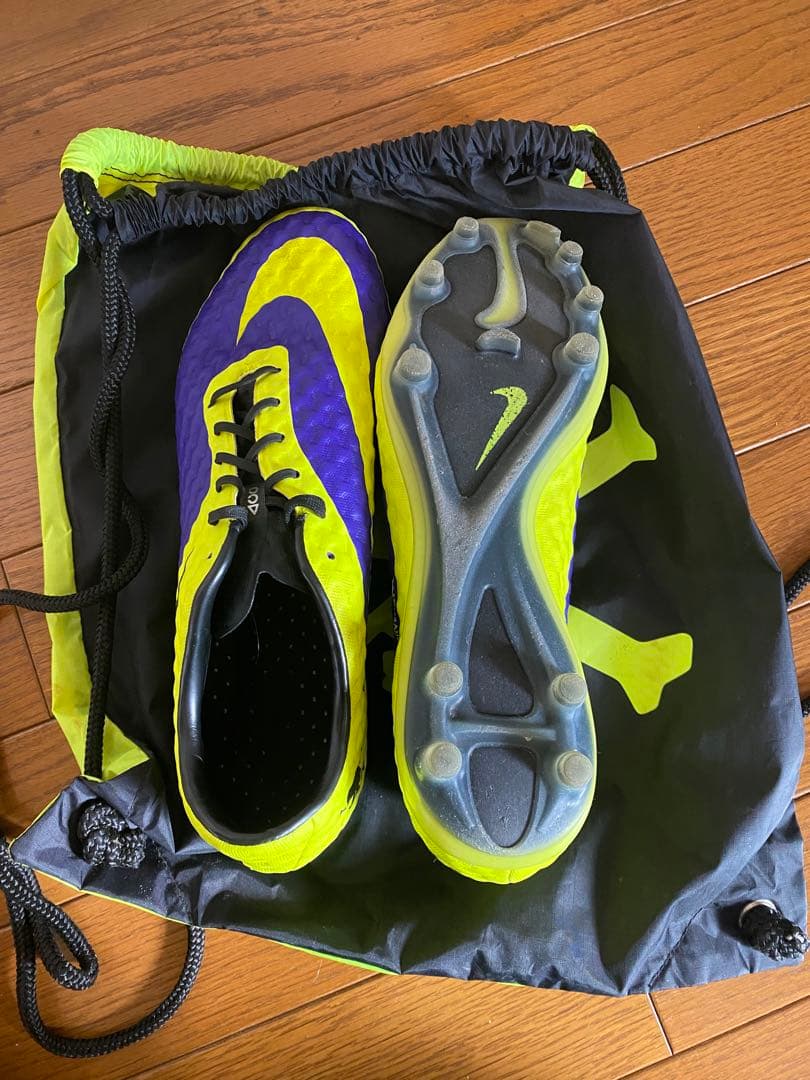 Nike 初代 ハイパーヴェノムファントムFG