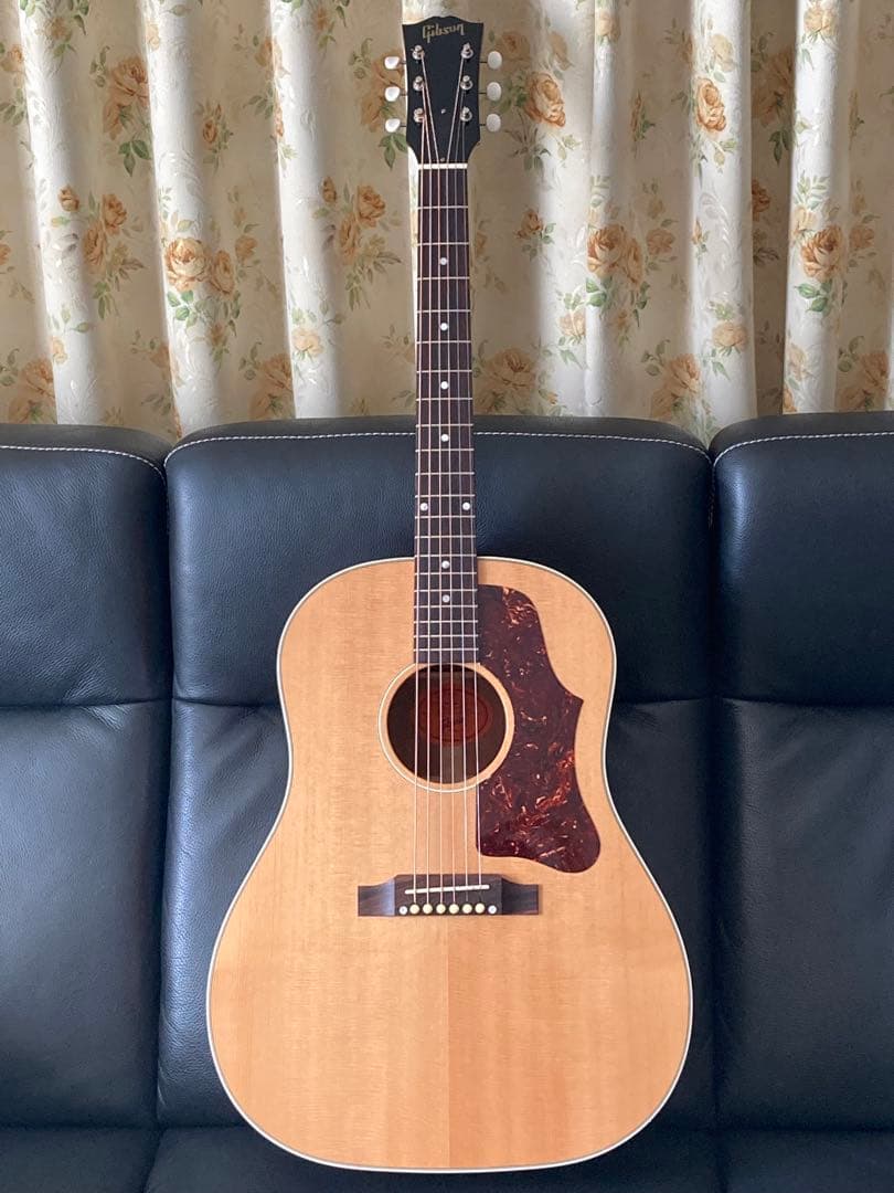 Gibson J-50 Historic Collection 2005年製