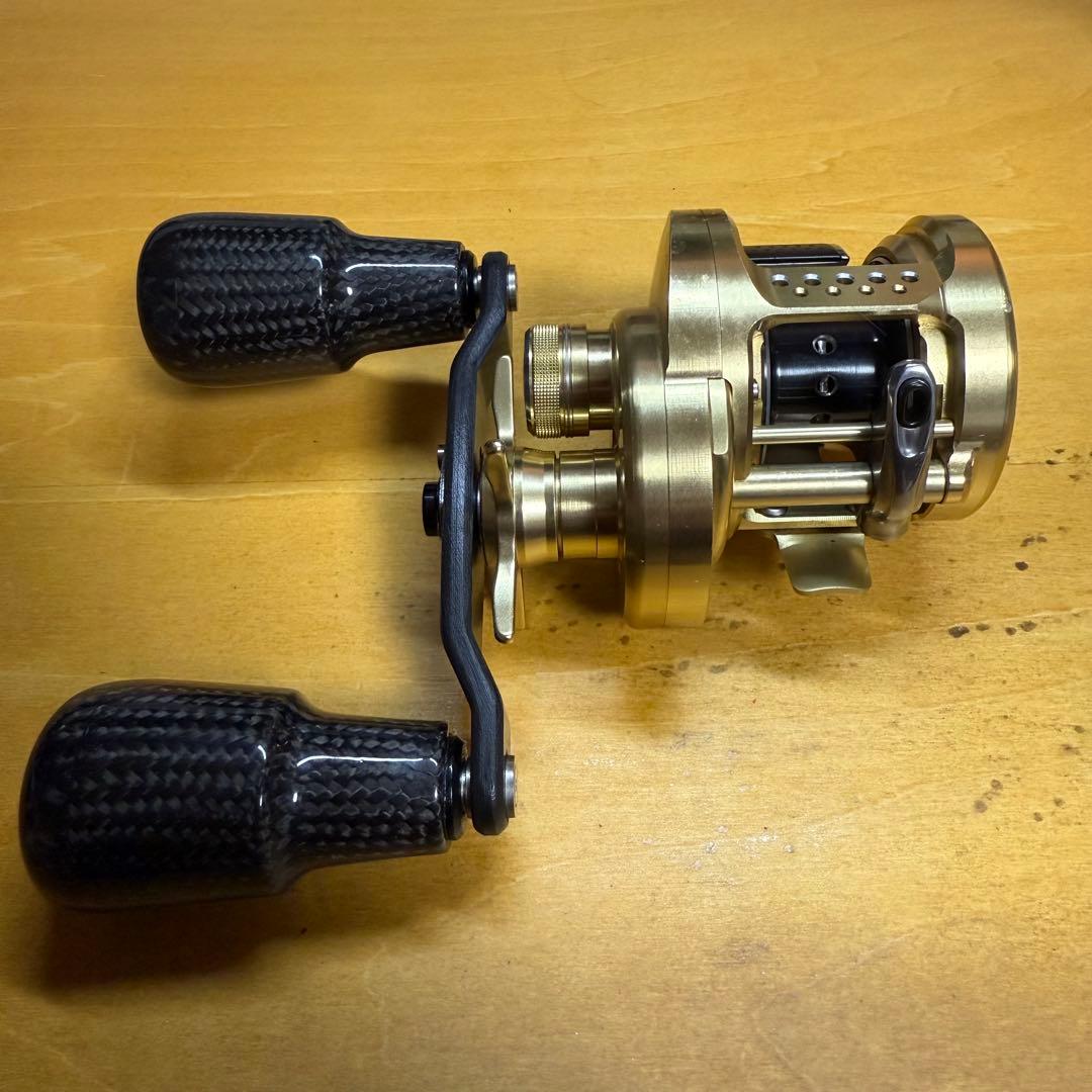 SHIMANO 200 ベイトリール ゴールド