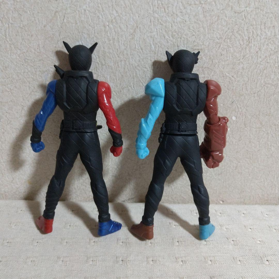 仮面ライダービルド ソフビフィギュア１８体