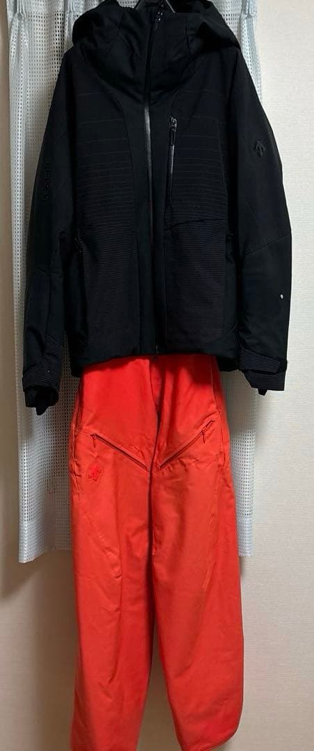 DESCENTE スキーウェア　Lサイズ　2019-2020モデル