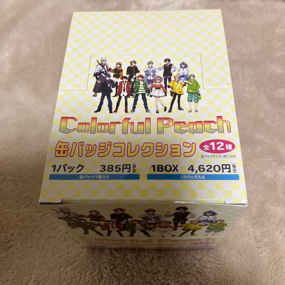 カラフルピーチ　メタル缶バッジ　BOX 未開封