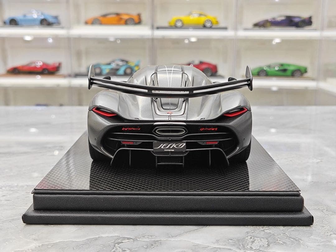 新品 FrontiArt 1/18 ケーニグセグ jesko ブラックカーボン