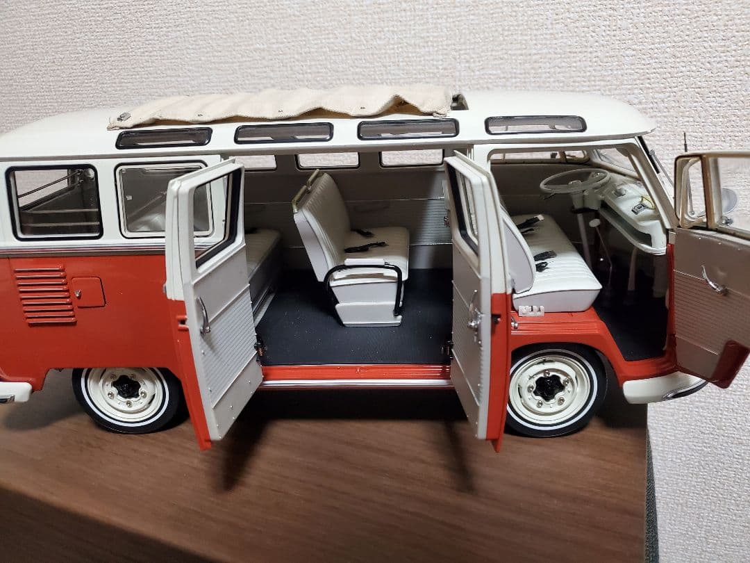 サンスター 1/12 1962 フォルクスワーゲン サンババス レッド