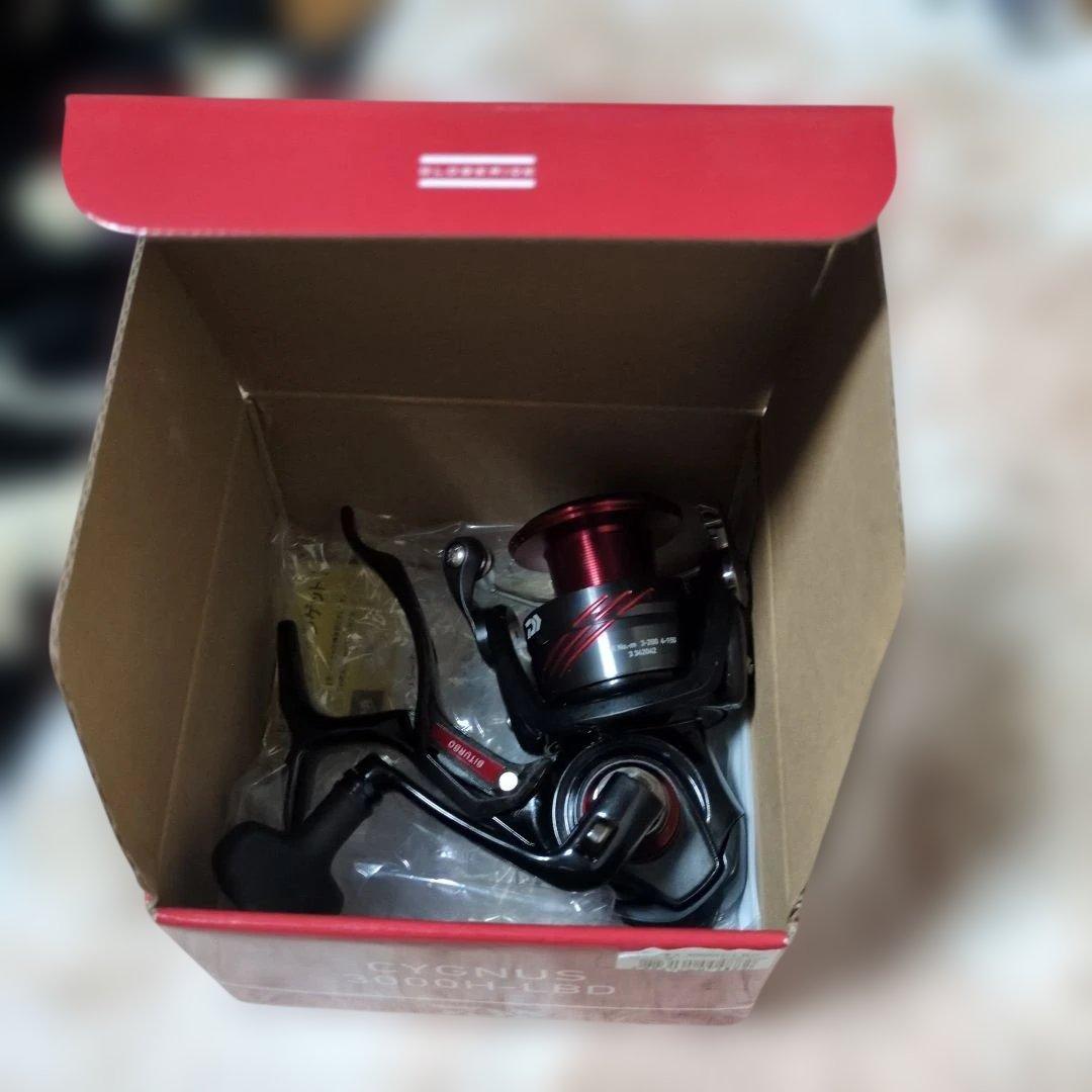 Daiwa CYGNUS 3000H-LBD 未使用