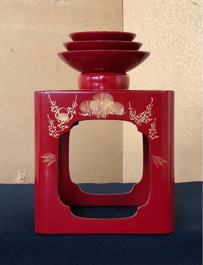 《R》輪島塗 屠蘇器 三ツ揃 沈金松竹梅 木製漆器 木箱　251218か1