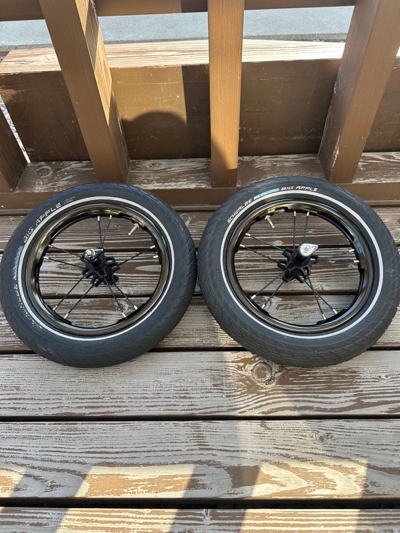 ストライダー　ホイールタイヤセット