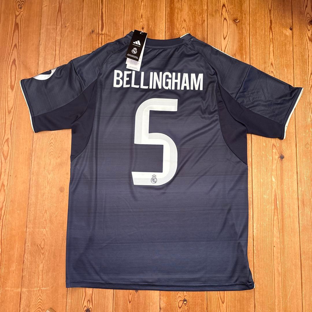 【激レア】新品、タグ付きレアル・マドリード BELLINGHAM 5番 シャツ