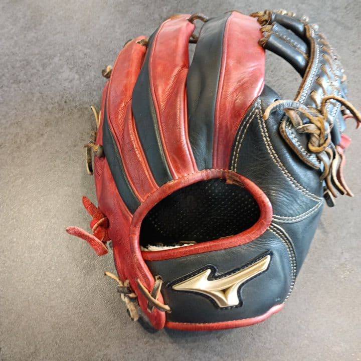 Mizuno ソフトボール　軟式　グロ－バルエリート