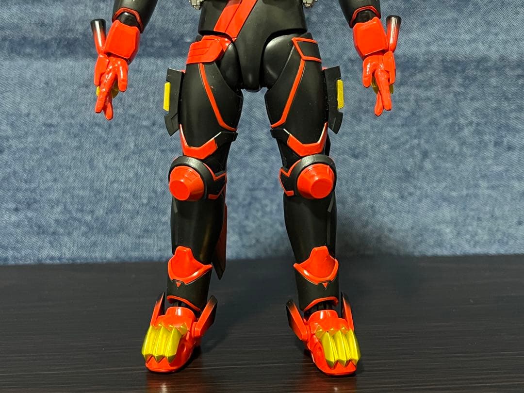 S.H.Figuarts 仮面ライダーギーツ レーザーブーストフォーム