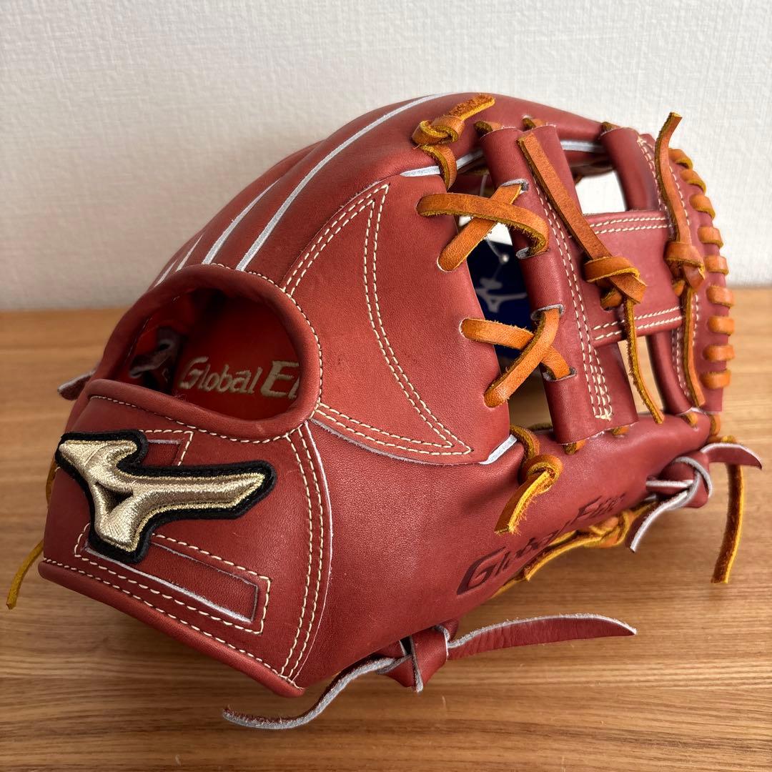 ミズノ　グローバルエリート　硬式用　内野　グラブ　グローブ　定価62,700円