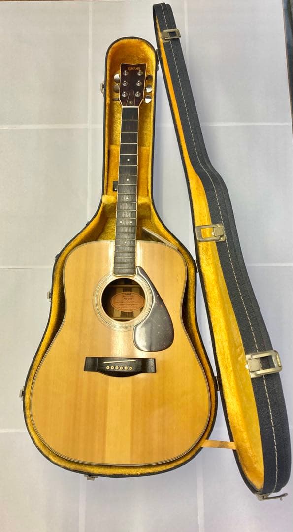 YAMAHA FG-301 アコースティックギター ケースFenderストラップ