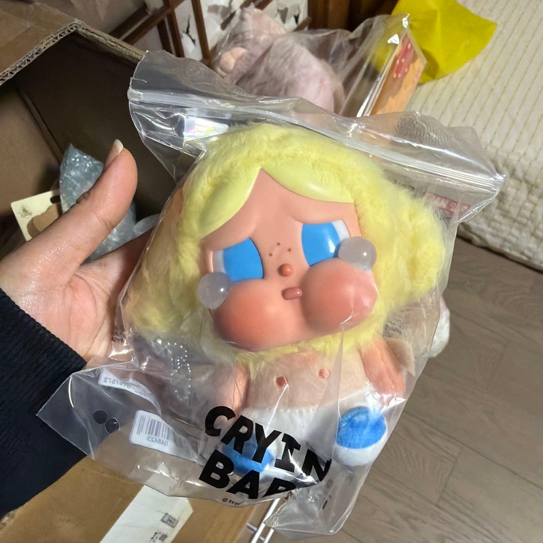 POPMARTCRYBABYCrying Babeぬいぐるみマスコット