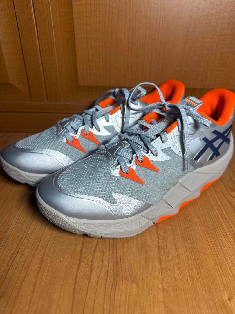 ASICS アンプレアルスロー2【27.5センチ】