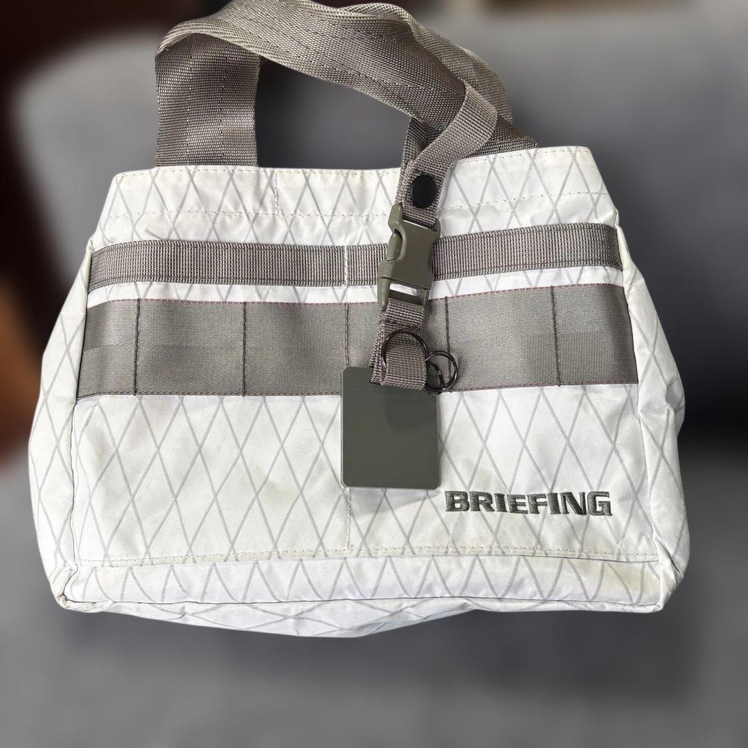 限定品　BRIEFING キルティングバッグ ホワイト