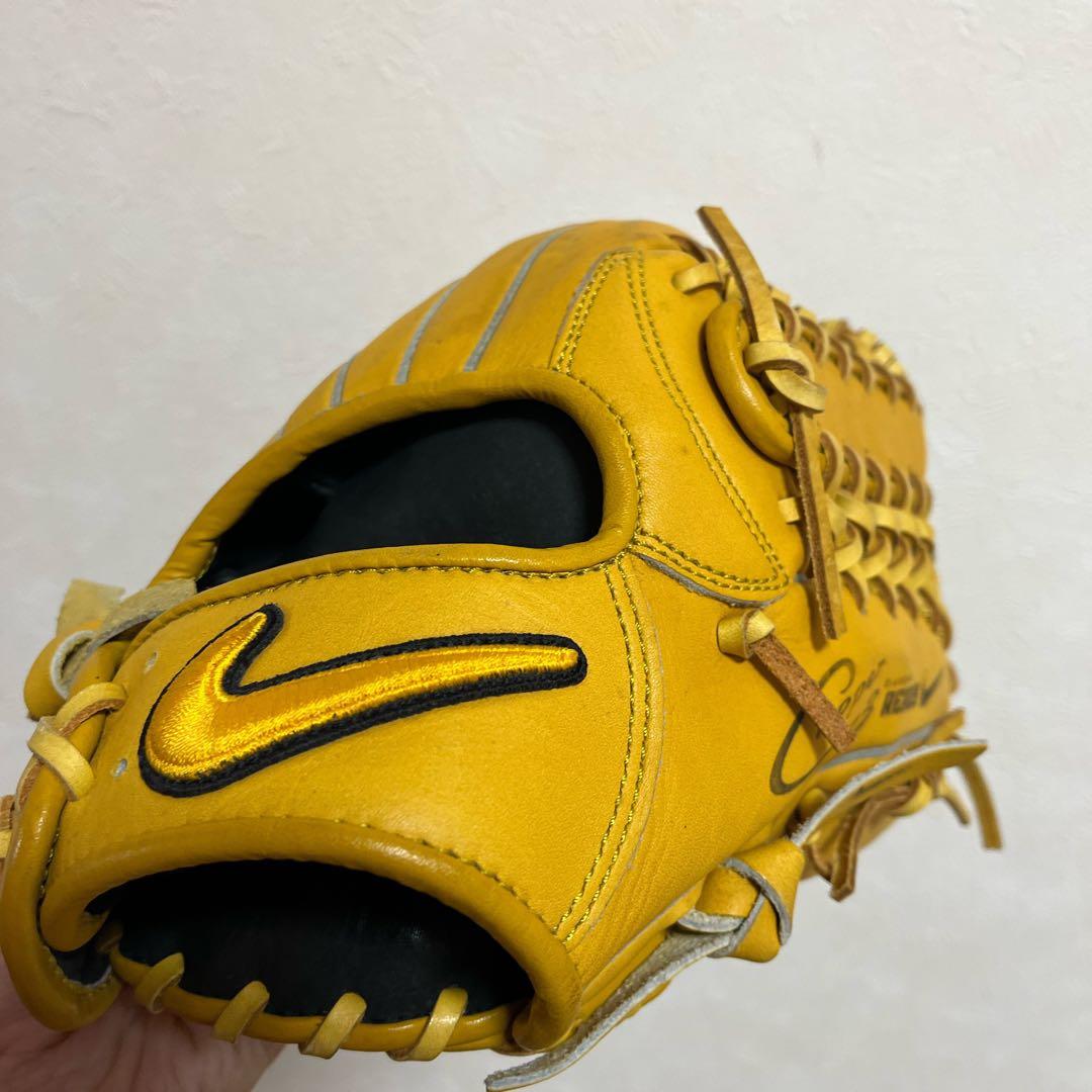 美品　NIKE 軟式内野手用グローブ　ダイヤモンドレディ　ナイキ