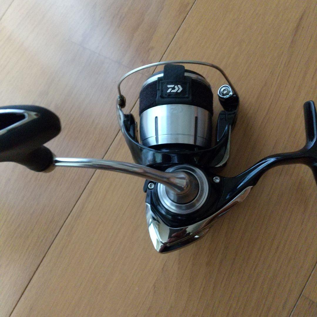 ゆ*う様 Daiwa スピニングリール ブラック/シルバー