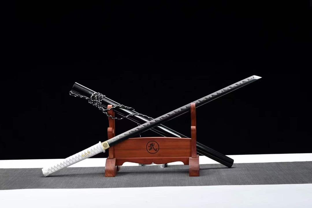【黒切唐刀】高性能大V唐刀 古兵器 武具　刀装具　日本刀　模造刀 居合刀