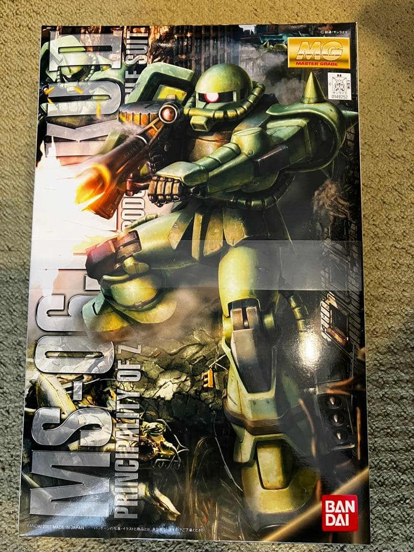 1/100 MG MS-06J ZAKUII ザク2