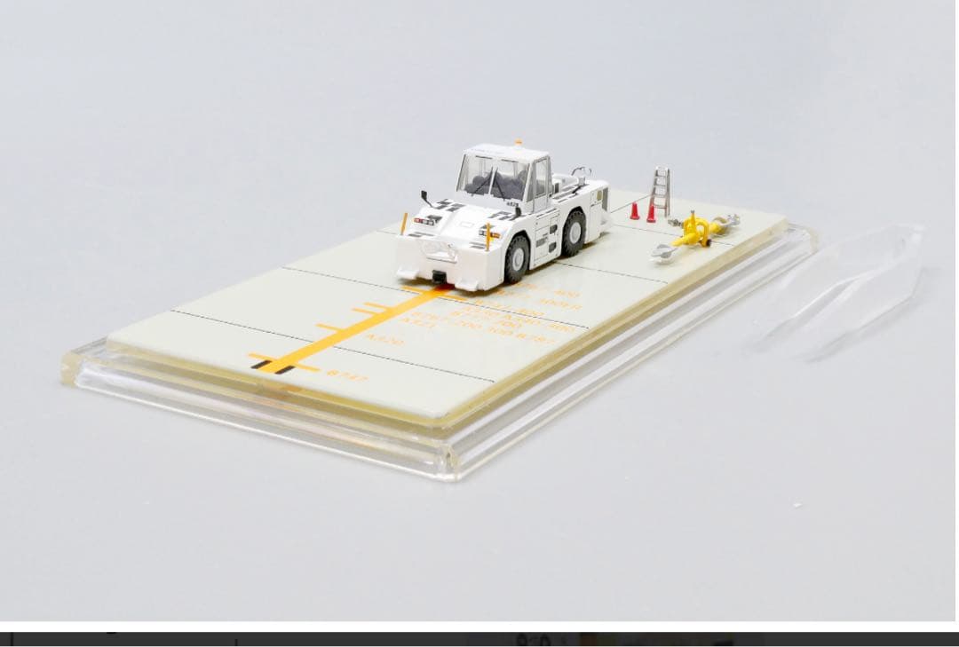 【ラストワン】トーイングカー　1/200 JC Wings WT500