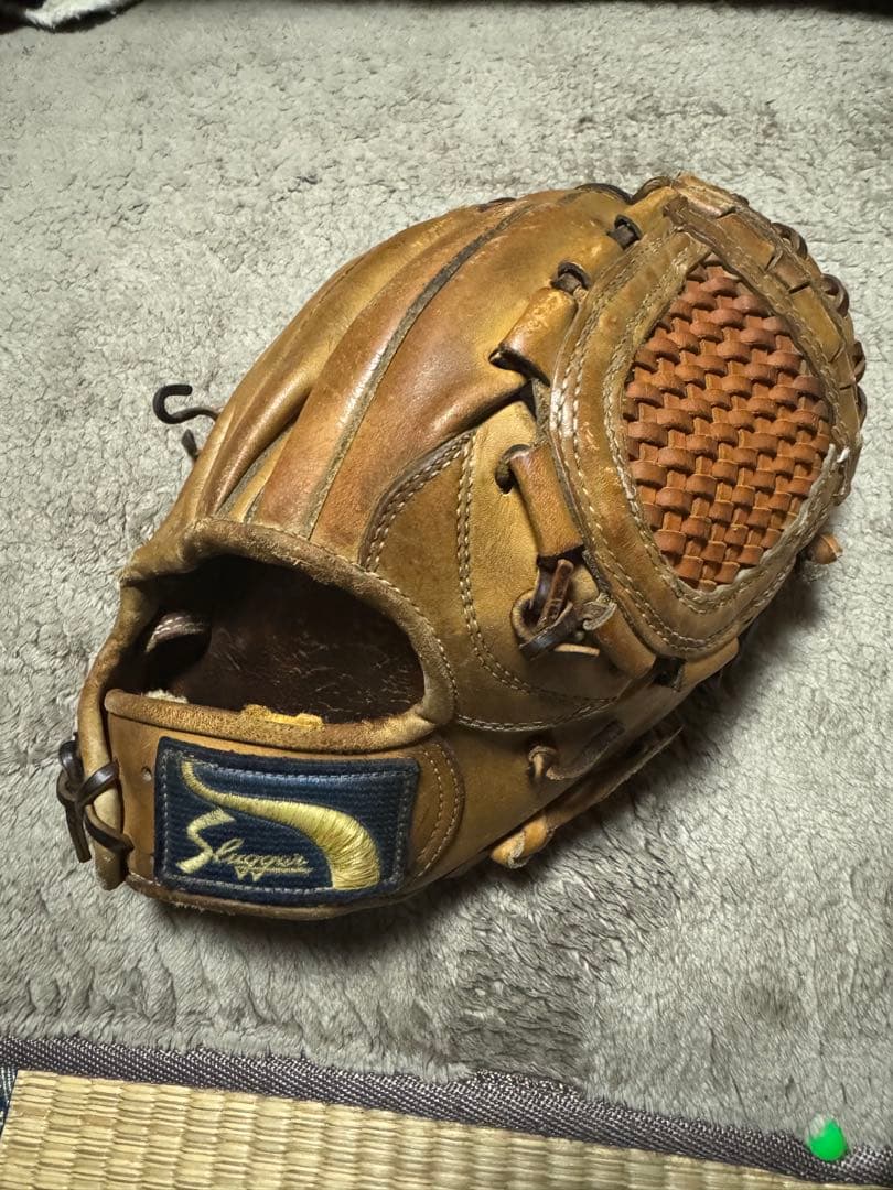 久保田スラッガーのグローブ　グラブ　硬式　片岡易之　治大　slugger 軟式