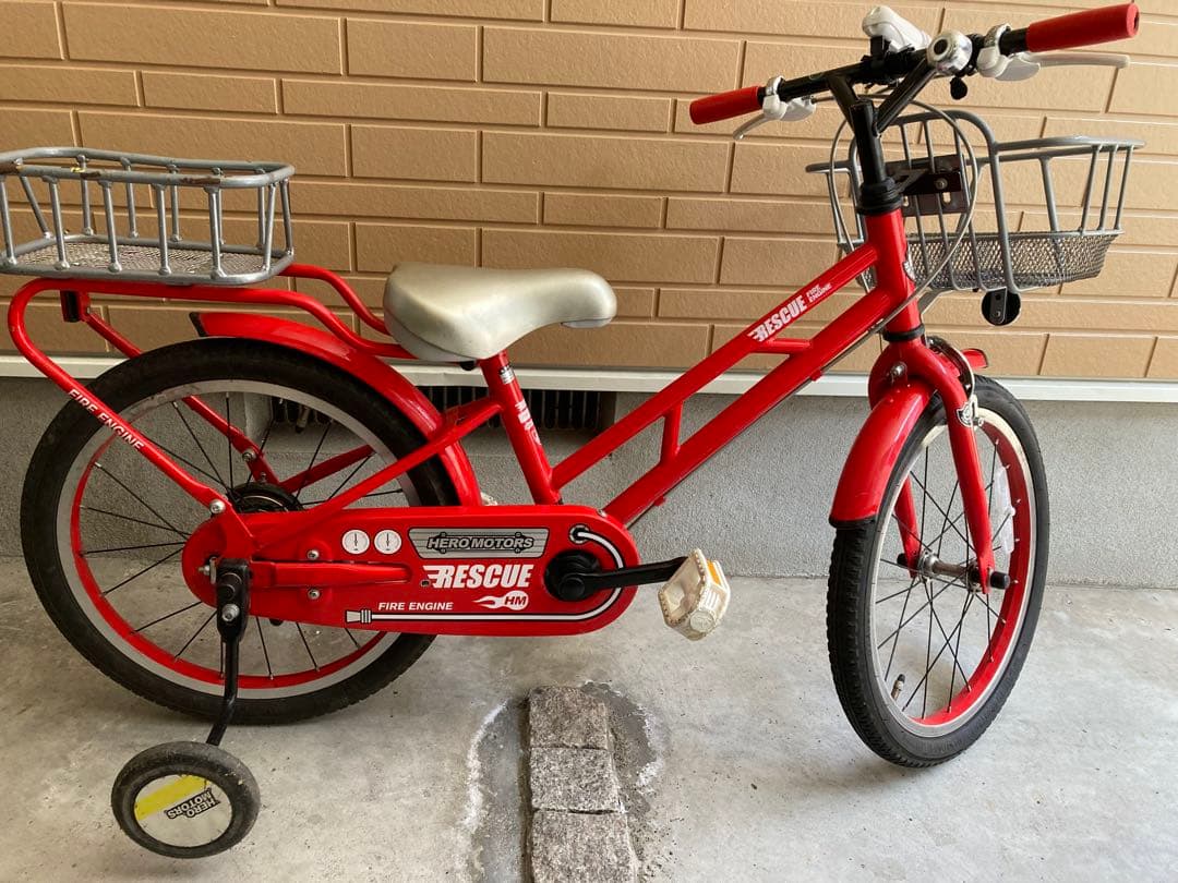 子供　消防車　自転車　駒付き