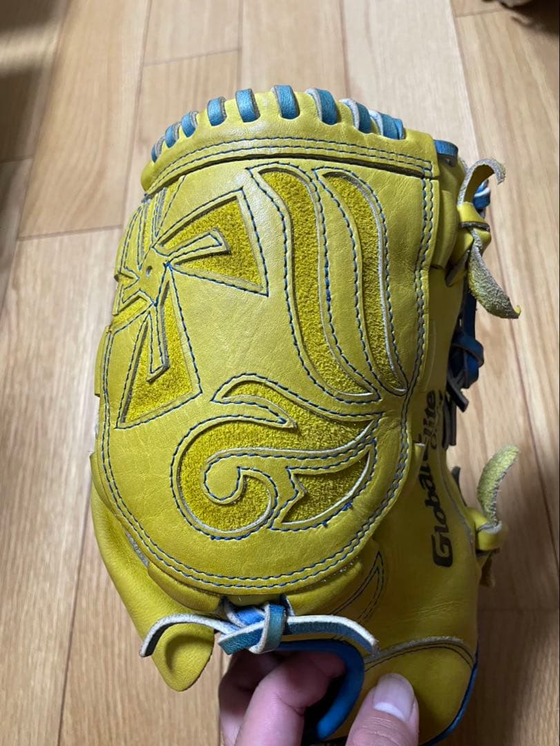 Mizuno Global Elite 軟式オーダーグローブ