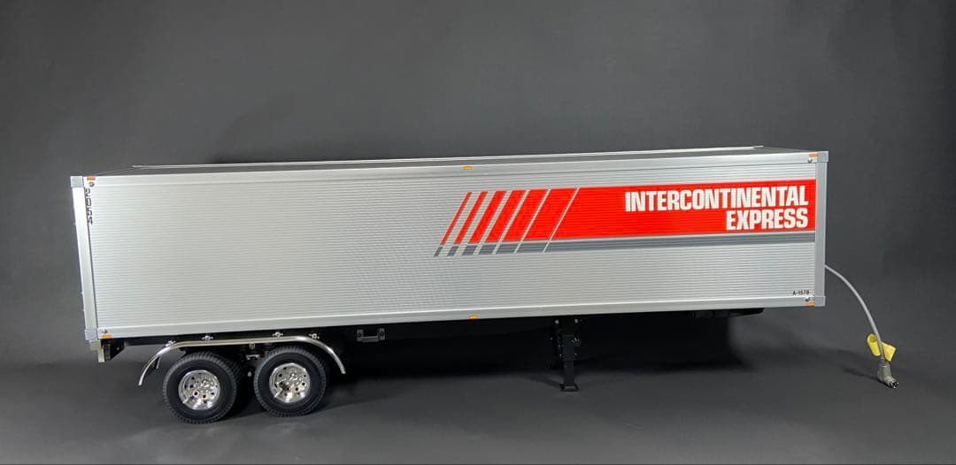 タミヤ 1/14 トレーラートラック用 パネルバン セミトレーラー完成品、中古