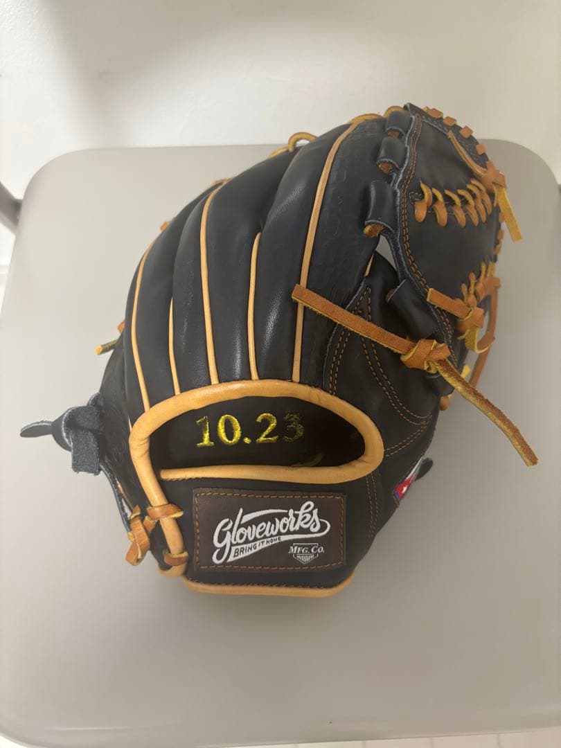 Gloveworks 軟式投手用グローブ 10.25インチ