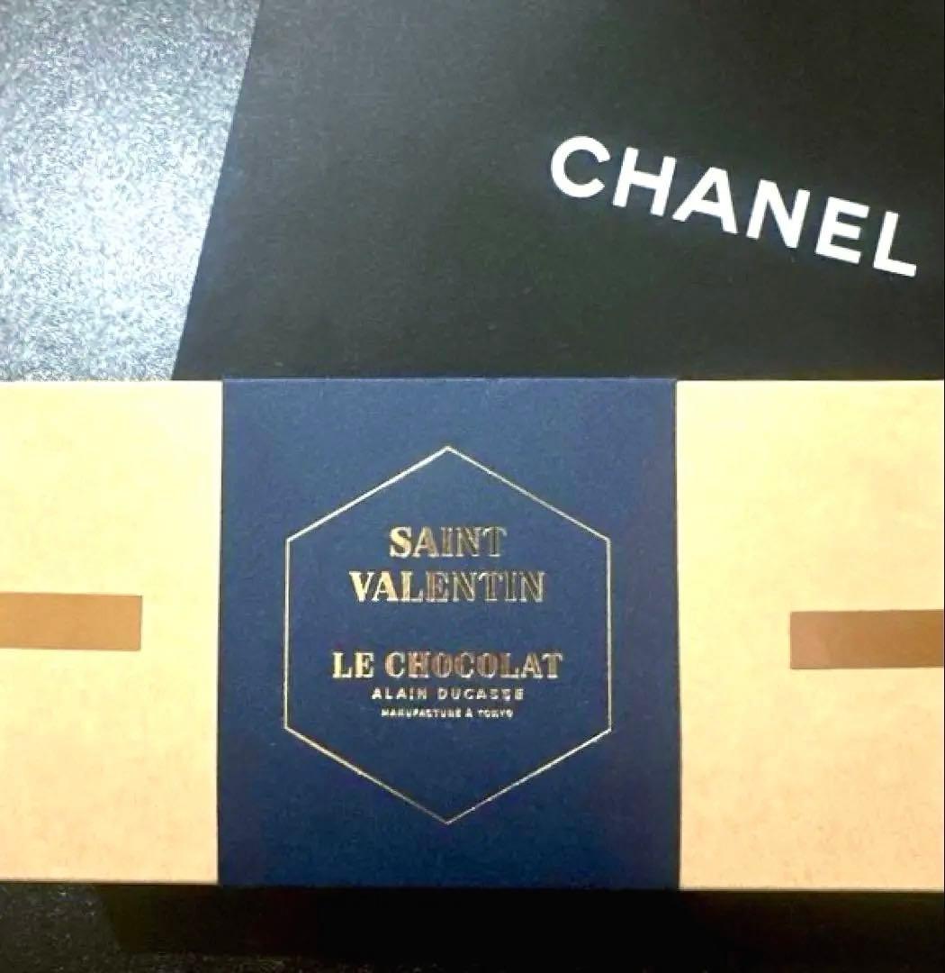 菓子 CHANEL\