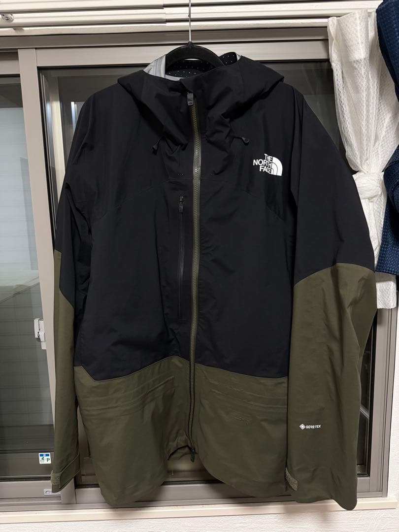 ノースフェイス　スキー、スノボウエア